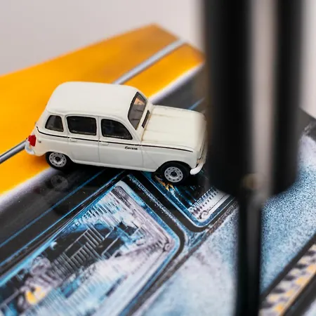 Hektor - Farm, Arts &