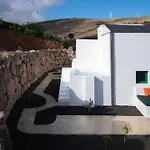 Hektor - Farm, Arts &