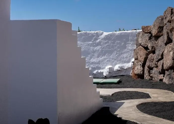 Hektor - Farm, Arts & Teguise (Lanzarote)