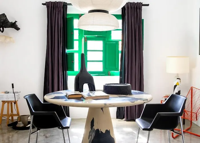 Hektor - Farm, Arts &