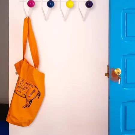 Hektor - Farm, Arts & 特吉塞